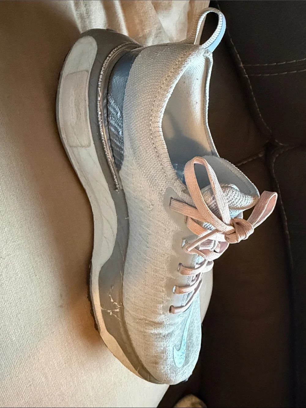 Nike peach everyday